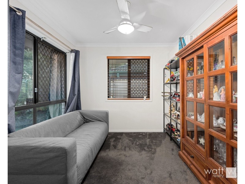110 Cambridge Crescent, Fitzgibbon QLD 4018