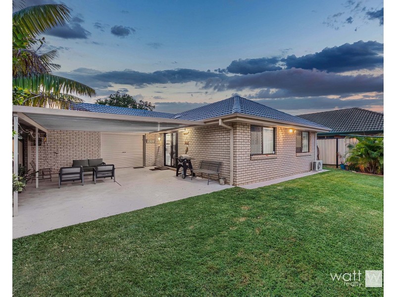 110 Cambridge Crescent, Fitzgibbon QLD 4018