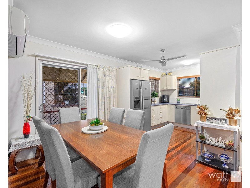 8 Kensington Way, Strathpine QLD 4500