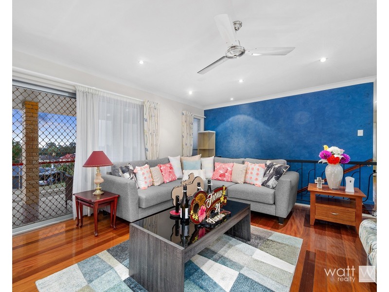 8 Kensington Way, Strathpine QLD 4500