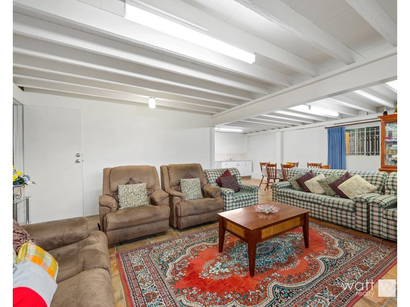 8 Kensington Way, Strathpine QLD 4500