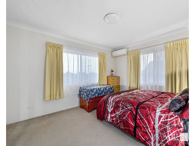 8 Kensington Way, Strathpine QLD 4500