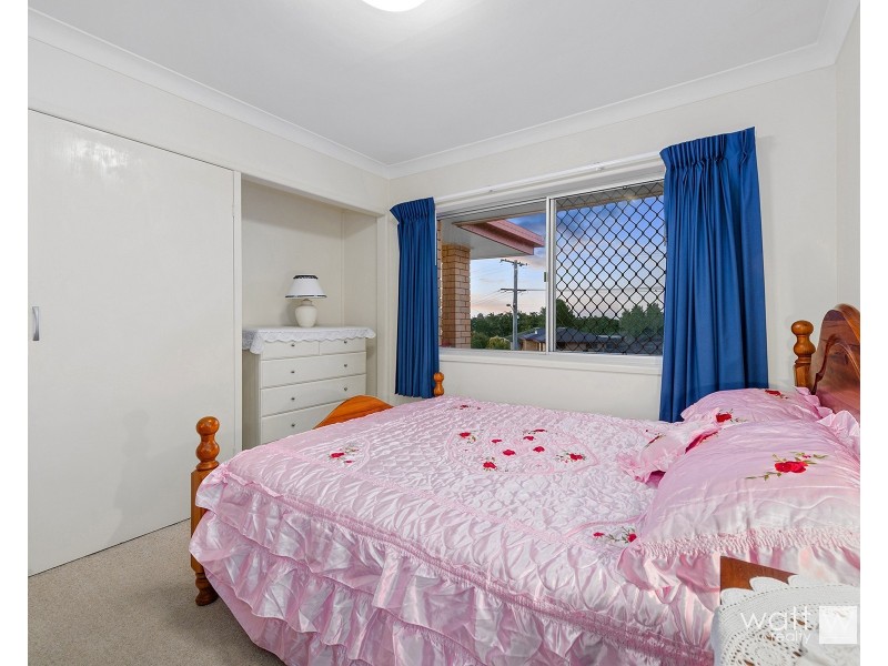 8 Kensington Way, Strathpine QLD 4500