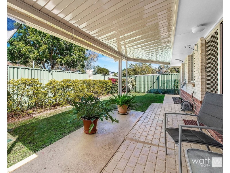 4/9 Lavender Place, Fitzgibbon QLD 4018