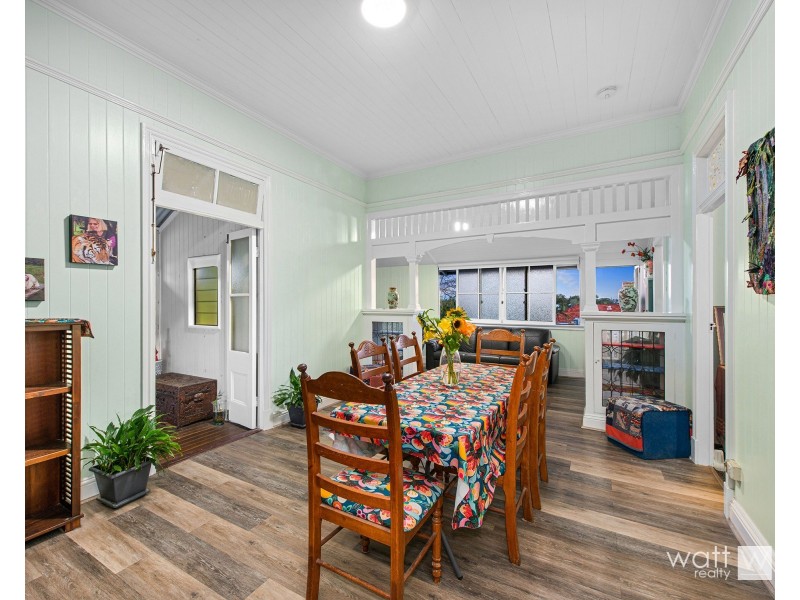 90 Rode Road, Wavell Heights QLD 4012