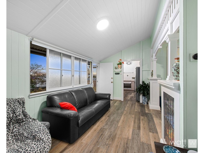 90 Rode Road, Wavell Heights QLD 4012