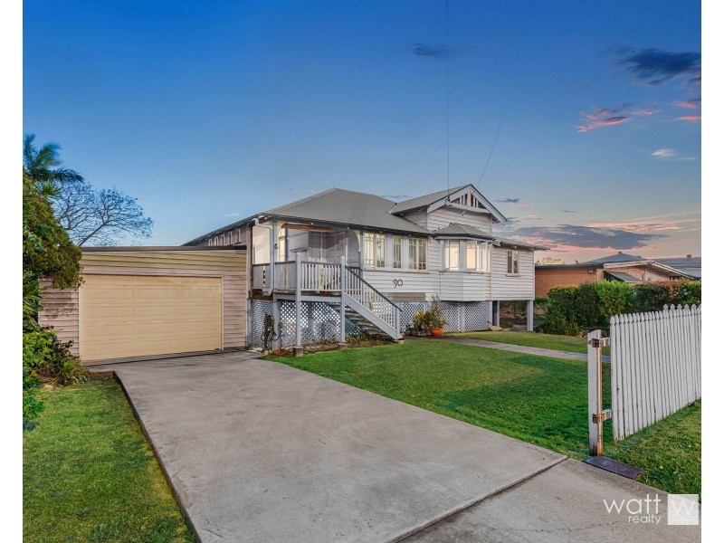 90 Rode Road, Wavell Heights QLD 4012