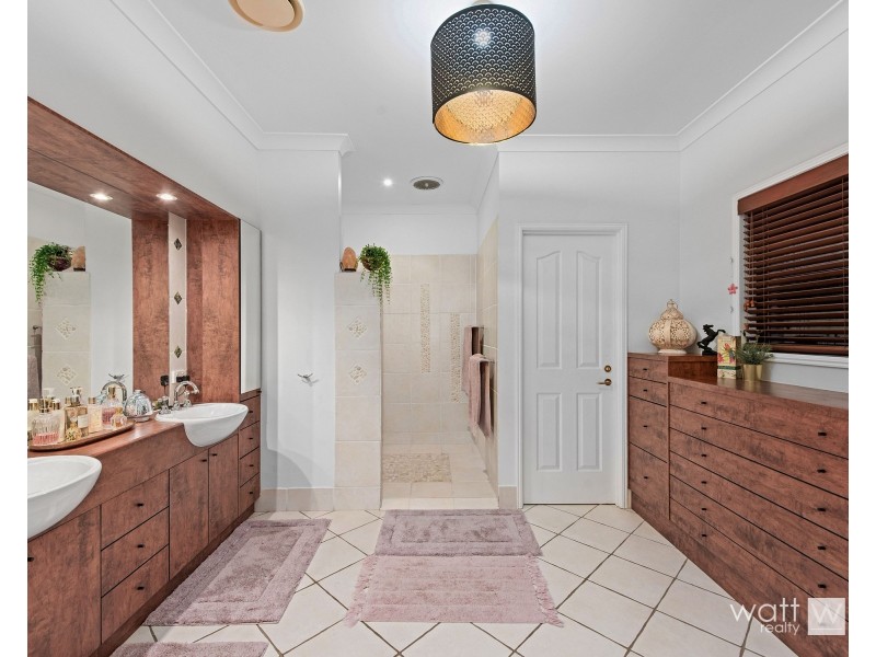 5 Hampstead Outlook, Murrumba Downs QLD 4503