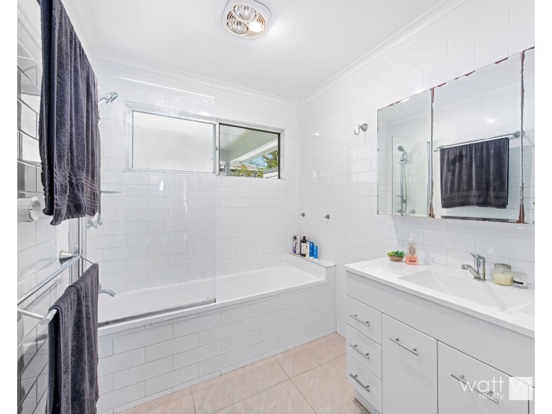 33 Boothby Street, Kedron QLD 4031