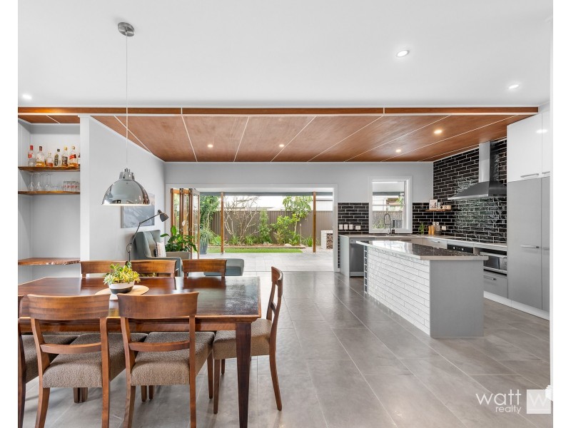 8 Lucille Street, Boondall QLD 4034