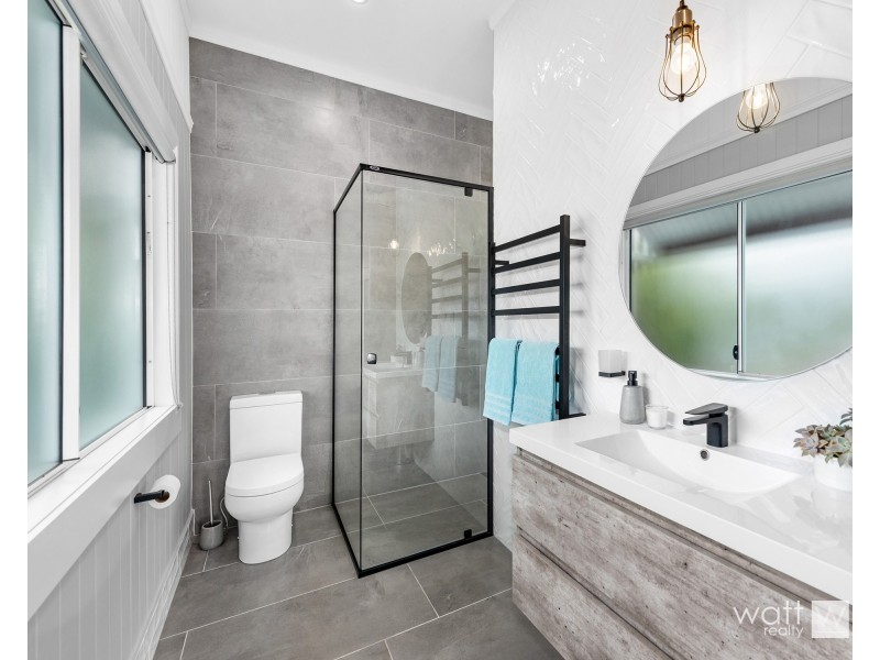 8 Lucille Street, Boondall QLD 4034