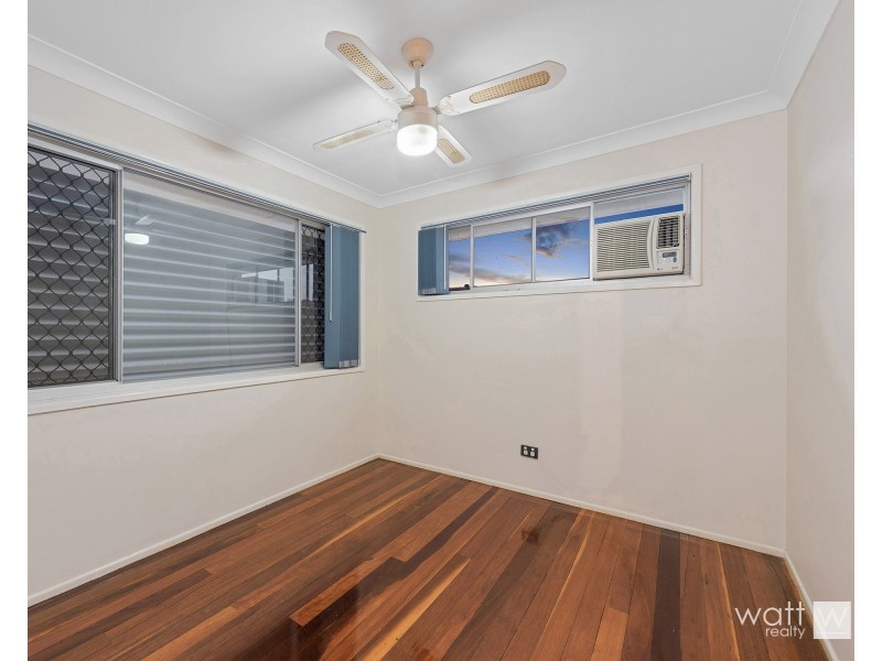 8 Ifield Street, Mcdowall QLD 4053