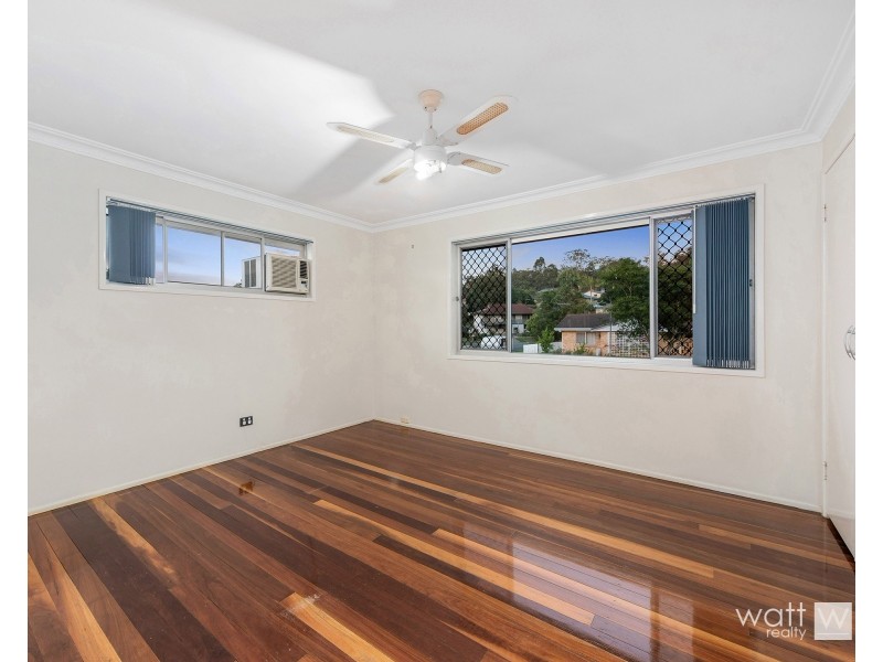 8 Ifield Street, Mcdowall QLD 4053