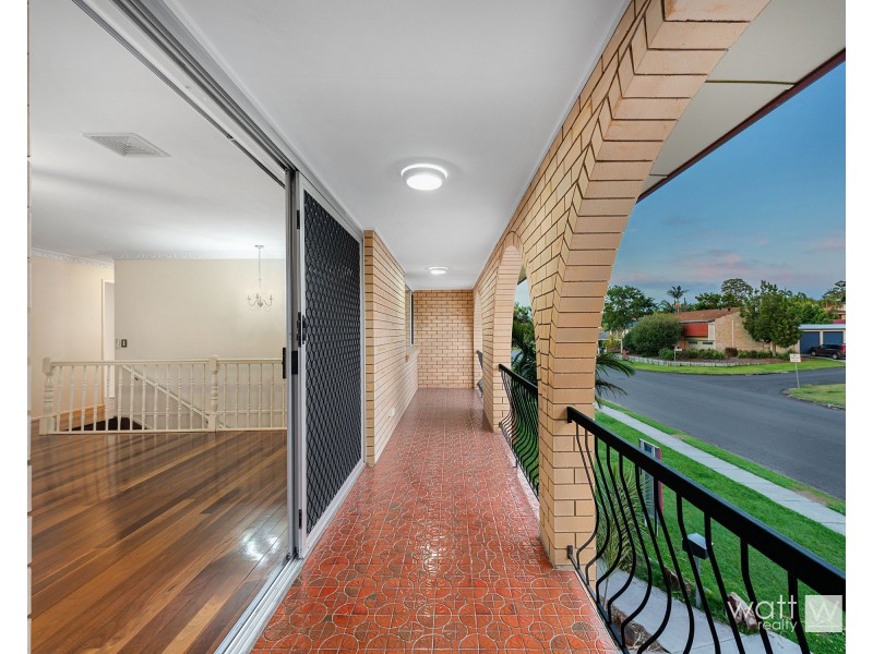 8 Ifield Street, Mcdowall QLD 4053