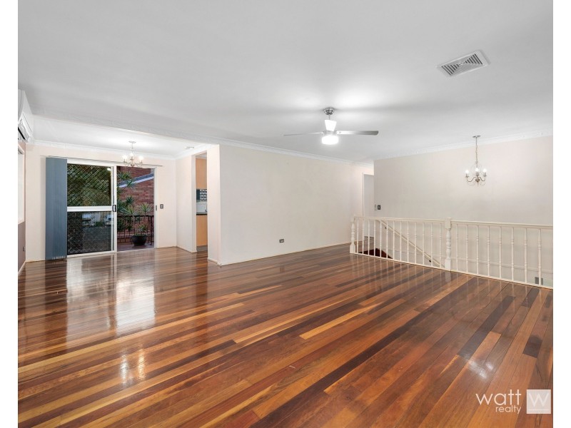 8 Ifield Street, Mcdowall QLD 4053