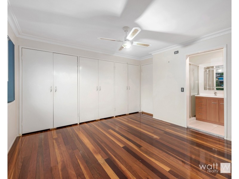 8 Ifield Street, Mcdowall QLD 4053