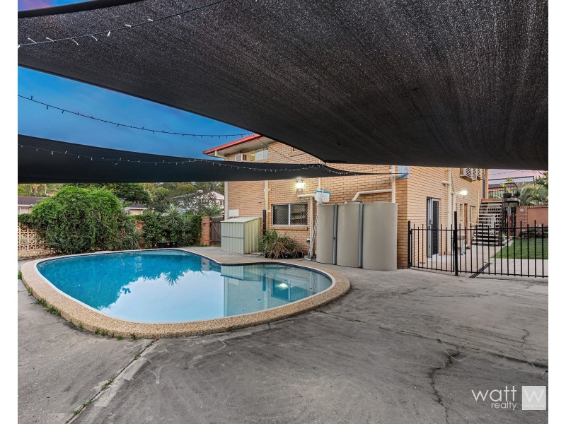 8 Ifield Street, Mcdowall QLD 4053