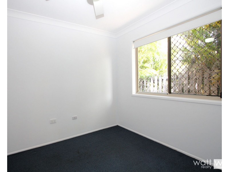 2/9 Conifer Close, Fitzgibbon QLD 4018