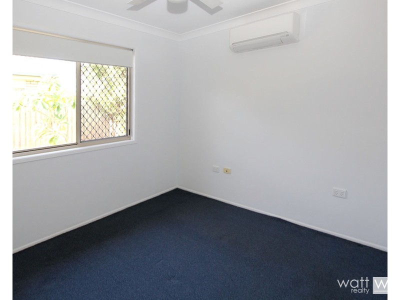 2/9 Conifer Close, Fitzgibbon QLD 4018