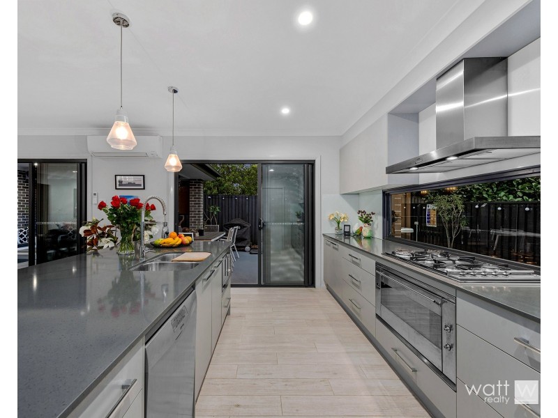24 Outlook Crescent, Bridgeman Downs QLD 4035