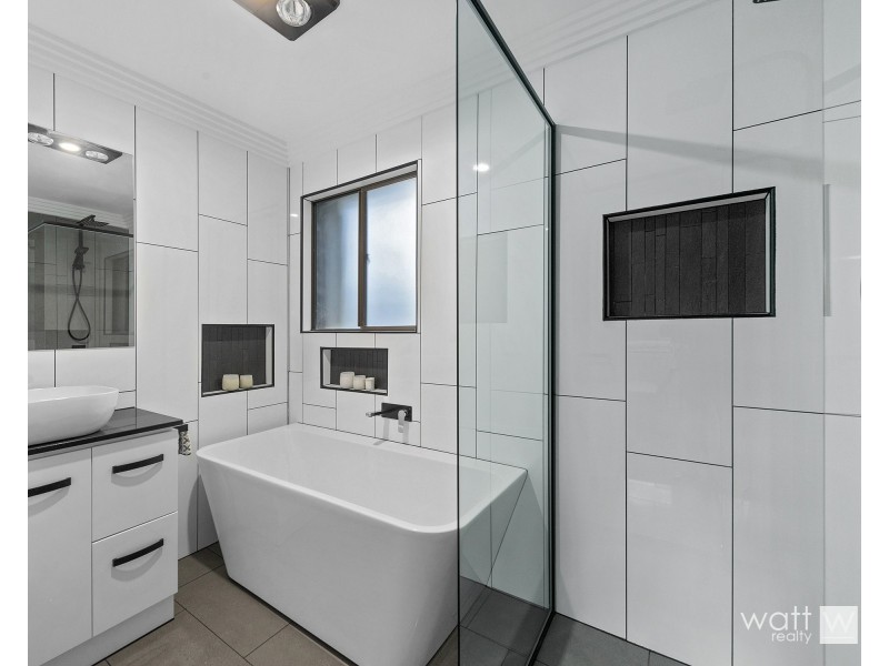 8 Lexia Place, Carseldine QLD 4034