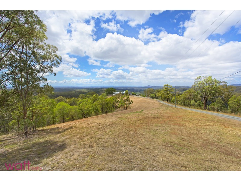 Clear Mountain QLD 4500