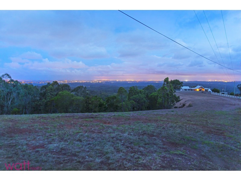 Clear Mountain QLD 4500