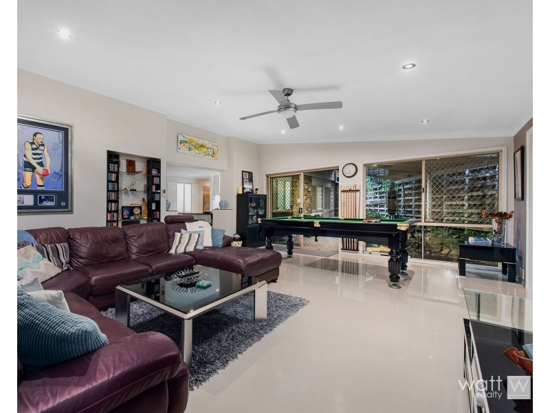 8 Crockford  Place, Everton Park QLD 4053