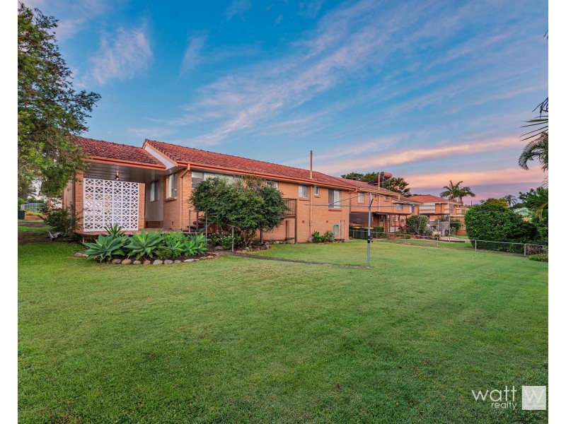 10 Pacific Street, Chermside West QLD 4032