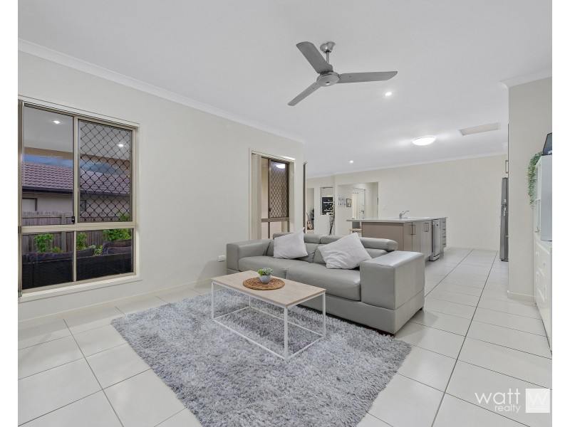 3 Jacaranda Court, Griffin QLD 4503