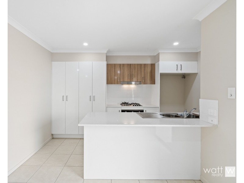 71 Macquarie Circuit, Fitzgibbon QLD 4018