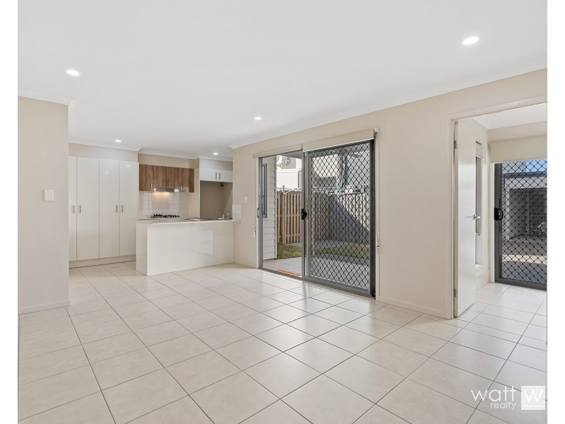 71 Macquarie Circuit, Fitzgibbon QLD 4018