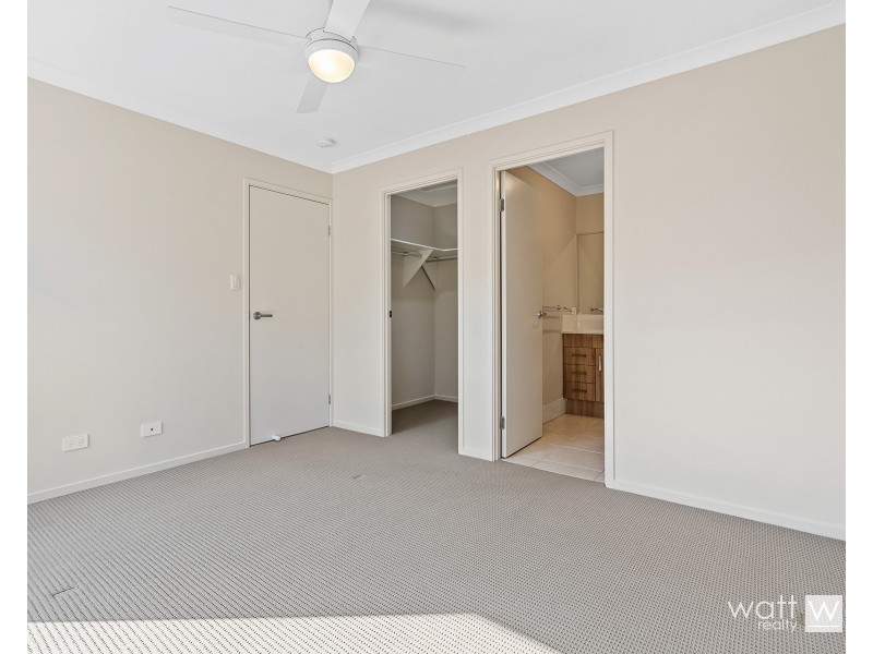 71 Macquarie Circuit, Fitzgibbon QLD 4018