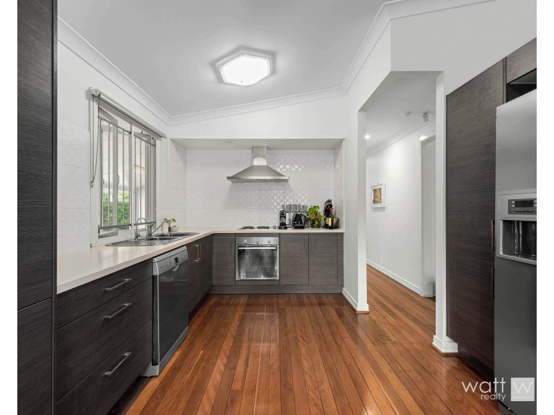 22 Lindale Street, Chermside West QLD 4032