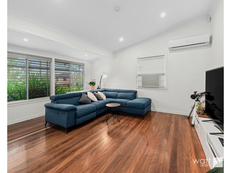 22 Lindale Street, Chermside West QLD 4032