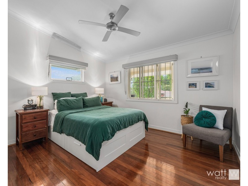 22 Lindale Street, Chermside West QLD 4032