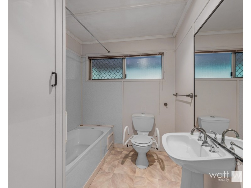 3 Tyrone Street, Chermside West QLD 4032