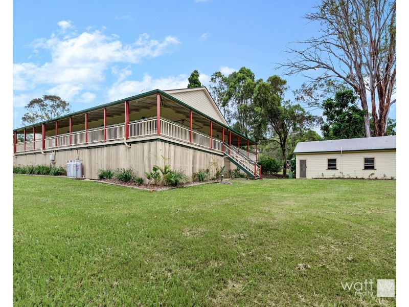 3 Clapham Court, Bunya QLD 4055