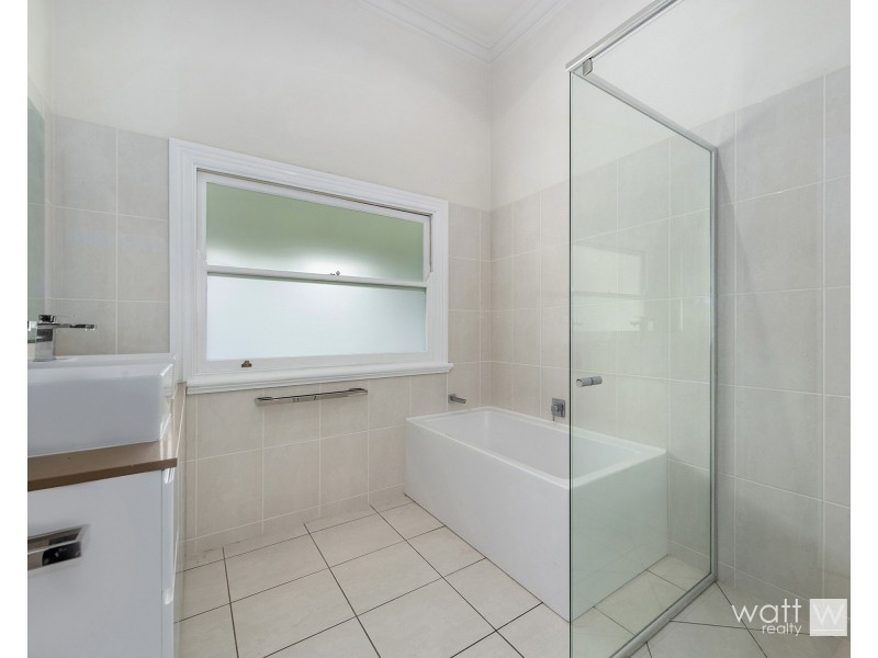 3 Clapham Court, Bunya QLD 4055