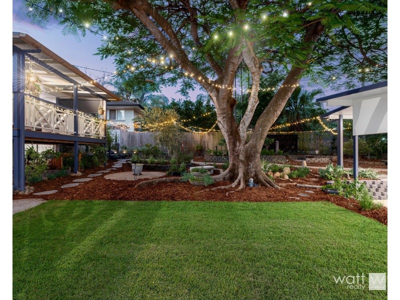 9 Aldwych Street, Stafford Heights QLD 4053