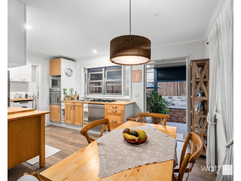 9 Aldwych Street, Stafford Heights QLD 4053