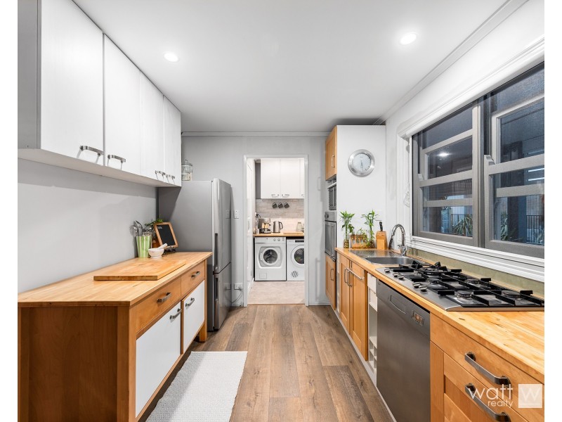 9 Aldwych Street, Stafford Heights QLD 4053