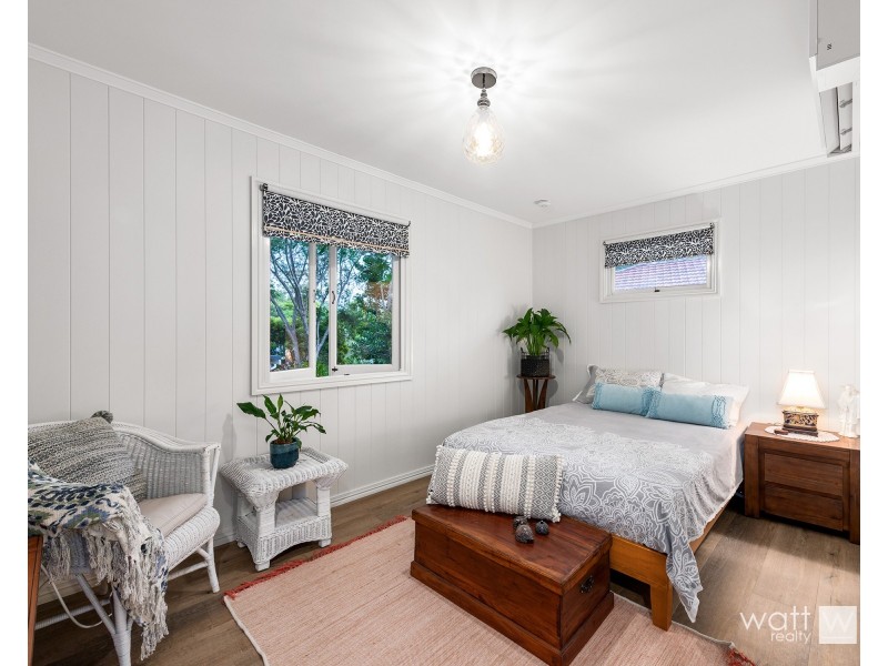 9 Aldwych Street, Stafford Heights QLD 4053