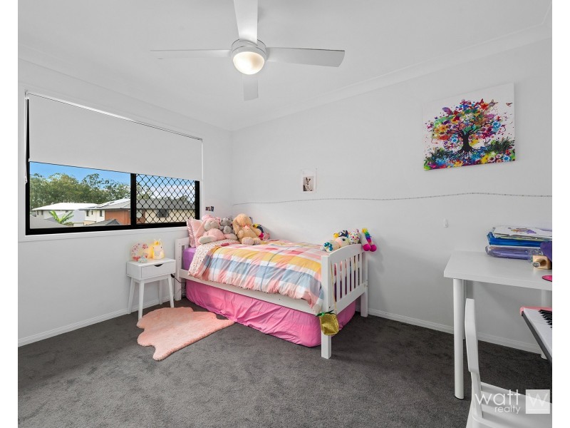 6 Saltbeck Close, Bridgeman Downs QLD 4035