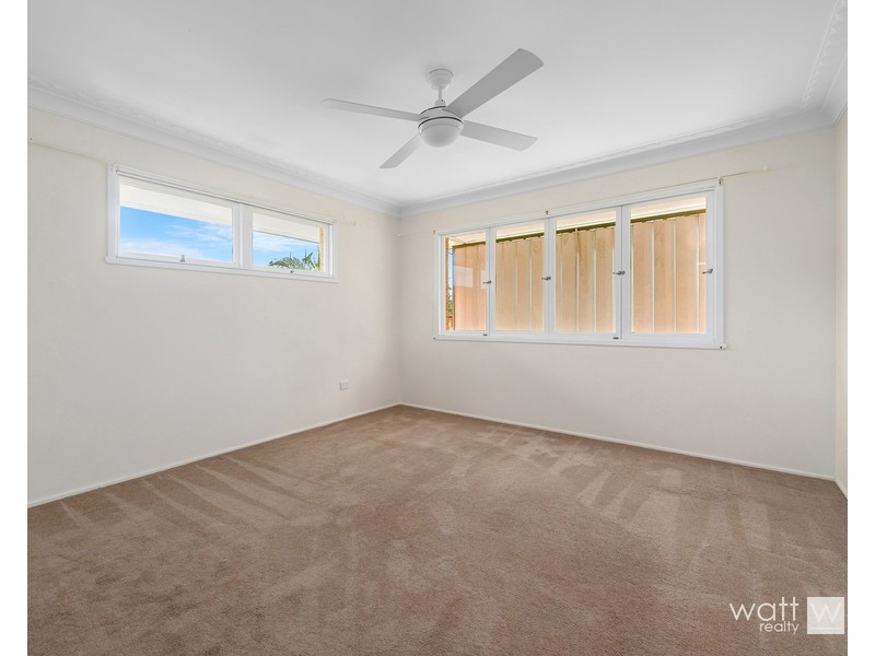 15 Fairlane Street, Chermside West QLD 4032