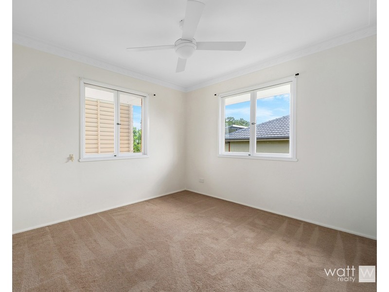 15 Fairlane Street, Chermside West QLD 4032