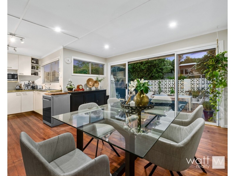 16 Cranbourne Street, Chermside West QLD 4032