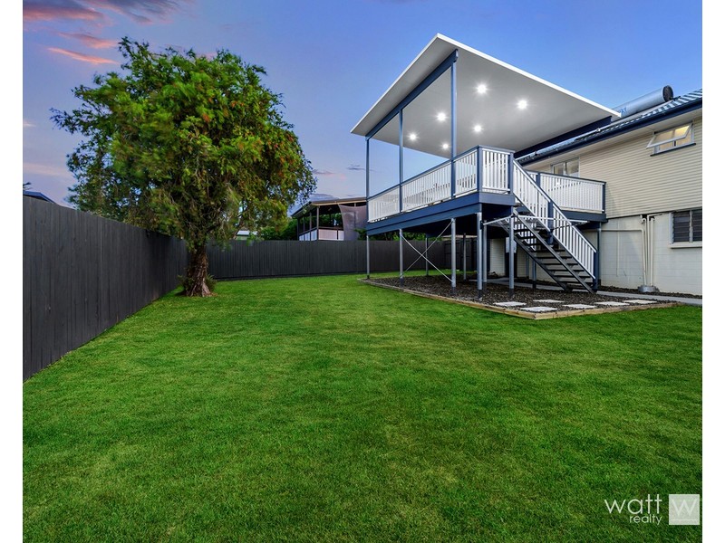 11 Dibbil Street, Chermside West QLD 4032