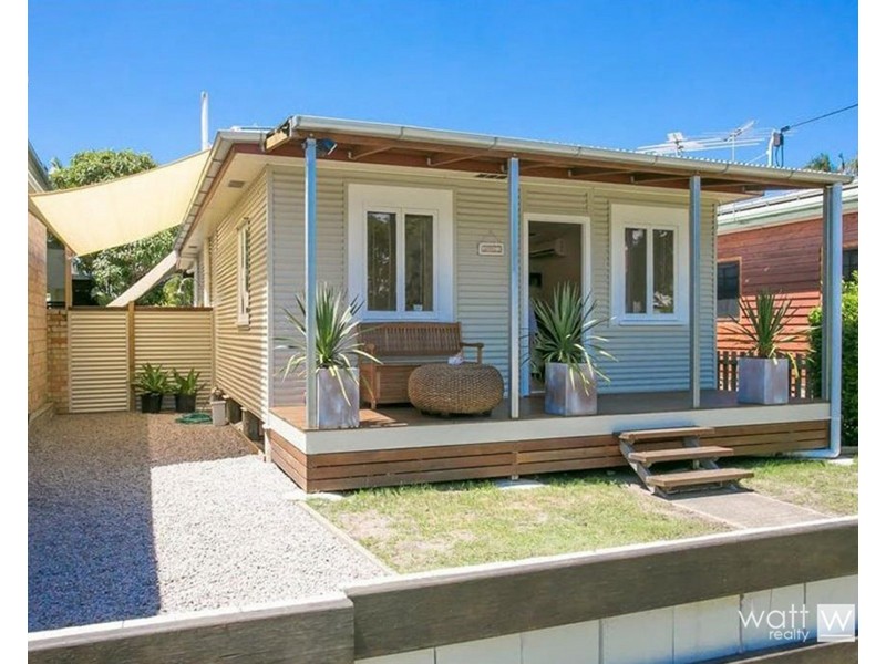 13 Inglis Street, Woody Point QLD 4019