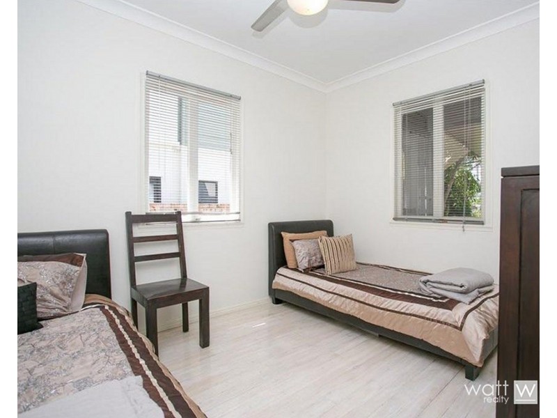 13 Inglis Street, Woody Point QLD 4019